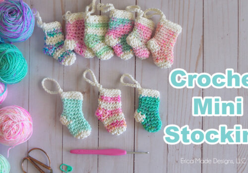 EASY CROCHET: Mini Stocking Ornaments